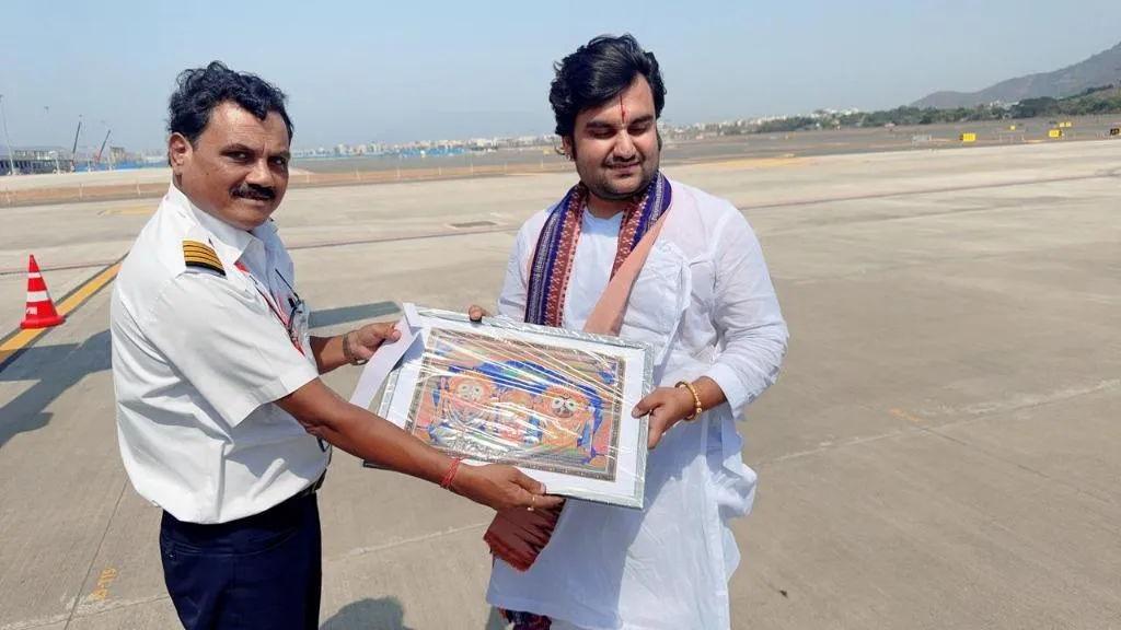 Air Kalinga VIP Tarmac Welcome